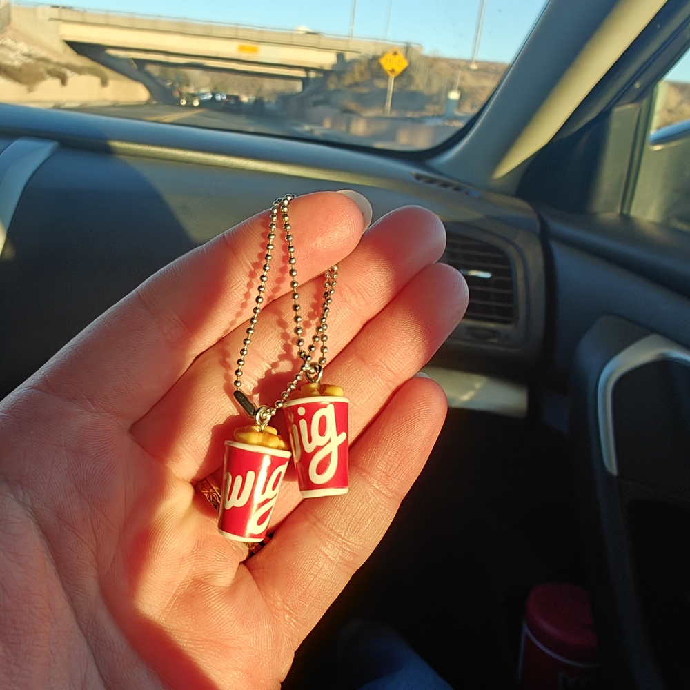 Swig pretzel bites Keychain